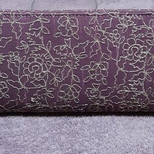 Lilac gold clutch